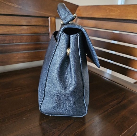 Michael Kors Saffiano Leather Ava Satchel! GUC ! - Picture 4 of 12